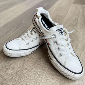 Converse Shoes Women 7.5 Cherries Shoreline Slip On Chuck Taylor All Star White